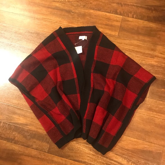 Buffalo Plaid Poncho/Cardigan - Picture 2 of 4